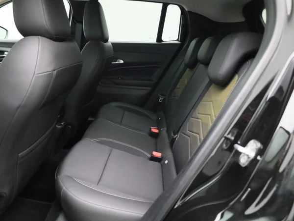 Jeep Avenger (2023) — foto 30 van 30