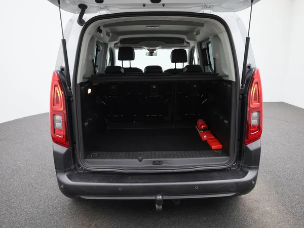 Opel Combo Life (2022) — foto 4 van 30