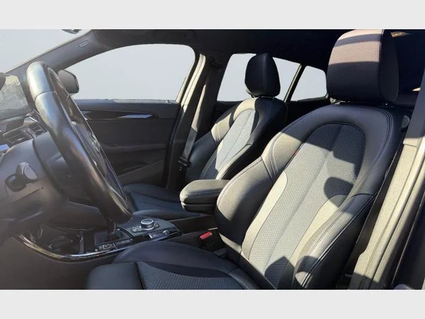 BMW X2 (2021) — foto 2 van 29
