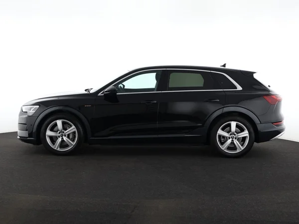 AUDI e-tron (2022) — foto 12 van 30