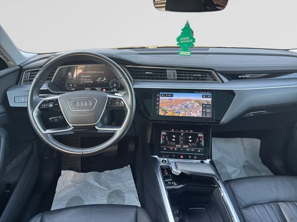 AUDI e-tron (2023) — foto 20 van 20