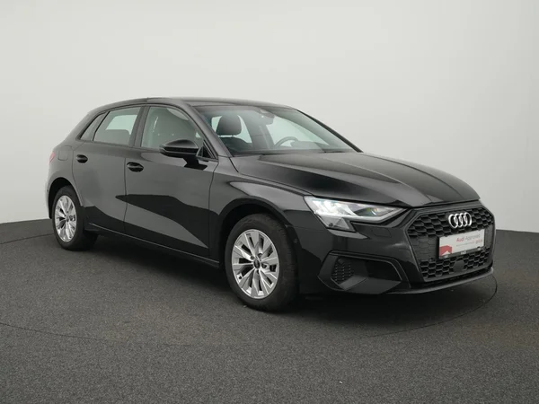 AUDI A3 Sportback PHEV (2022) — foto 12 van 29