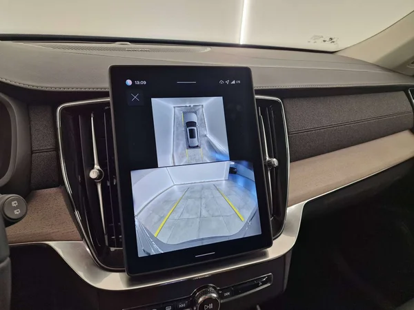 Volvo XC90 (2026) — foto 2 van 17