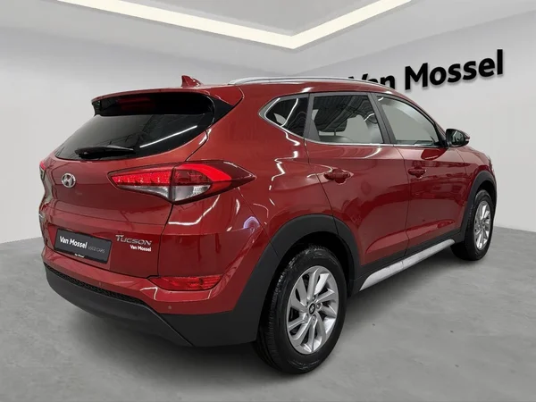 Hyundai Tucson (2017) — foto 16 van 21