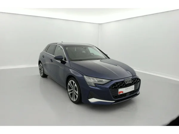 AUDI A3 Sportback (2024) — foto 32 van 36