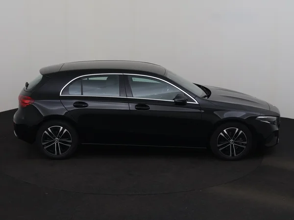 MERCEDES A 180 (2024) — foto 24 van 28
