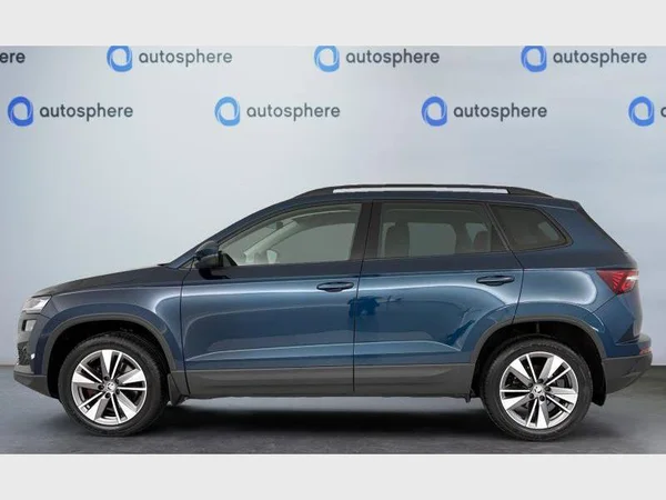 Skoda Karoq (2022) — foto 10 van 15
