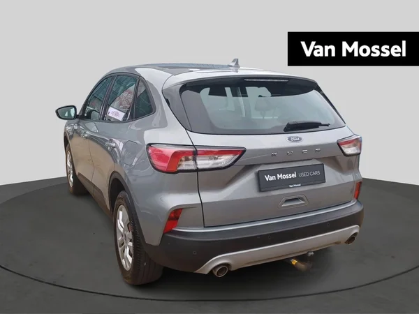 Ford Kuga (2021) — foto 9 van 15