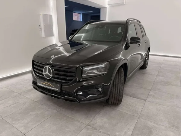 Mercedes-Benz GLB (2024) — foto 16 van 22