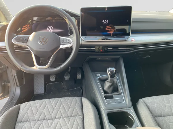 VOLKSWAGEN Golf VIII SW (2025) — foto 18 van 21