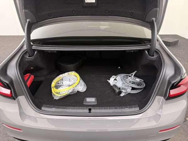 BMW 520 (2022) — foto 8 van 29
