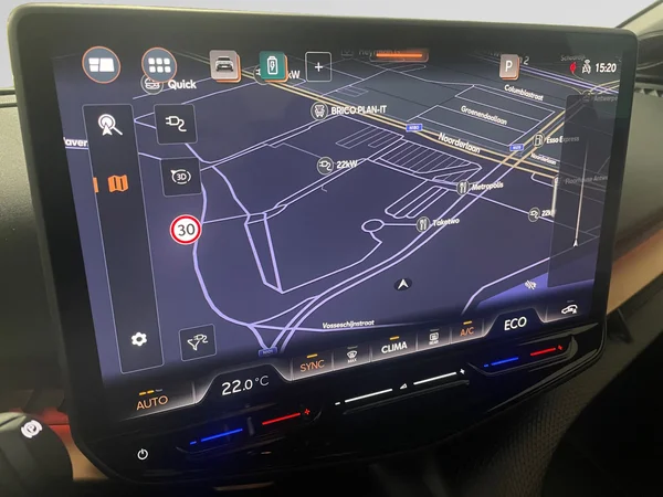 CUPRA Tavascan (2025) — foto 4 van 14