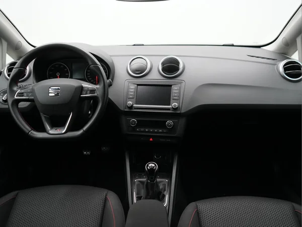 SEAT Ibiza SC (2015) — foto 4 van 28