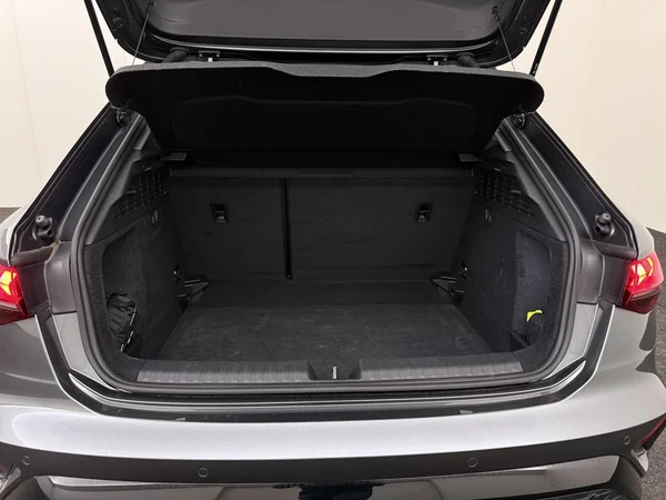 AUDI A3 Sportback (2025) — foto 4 van 18