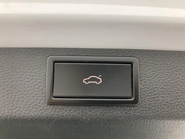 SKODA Karoq Dsl (2021) — foto 22 van 36