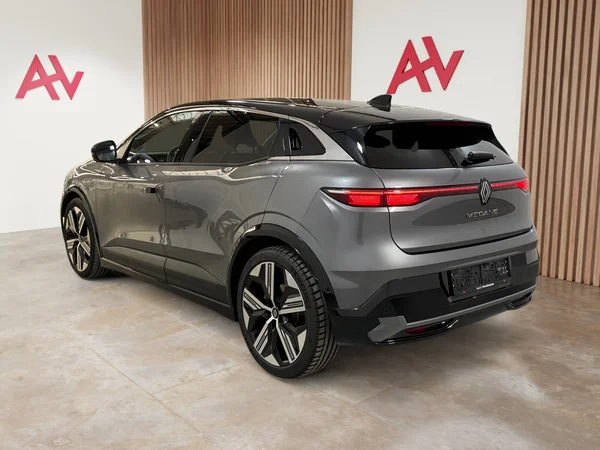 Renault Megane-E-Tech (2022) — foto 29 van 29