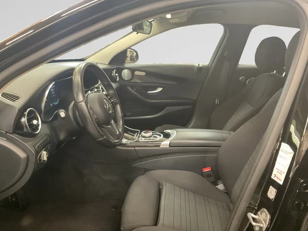 MERCEDES-BENZ C 180 (2020) — foto 9 van 21