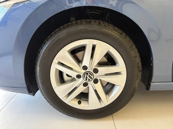 VOLKSWAGEN Golf VII SW (2025) — foto 9 van 19