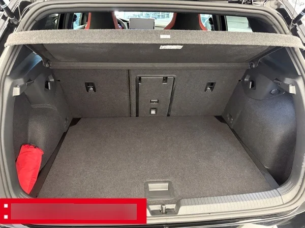 Volkswagen Golf VIII GTI (2024) — foto 5 van 14