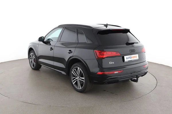 Audi Q5 (2021) — foto 10 van 16