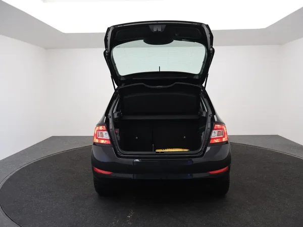 Škoda Fabia (2021) — foto 20 van 28
