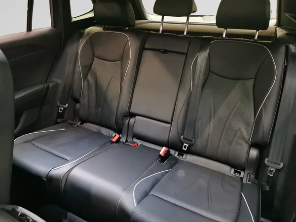 VOLKSWAGEN Tiguan (2026) — foto 3 van 15