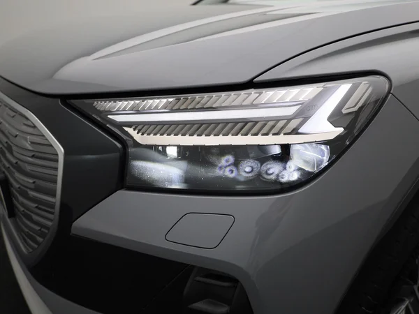 Audi Q4 e-tron (2024) — foto 9 van 50