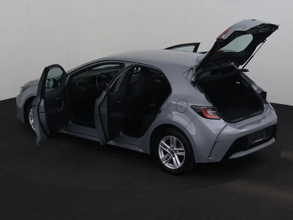 TOYOTA Corolla (2022) — foto 26 van 27