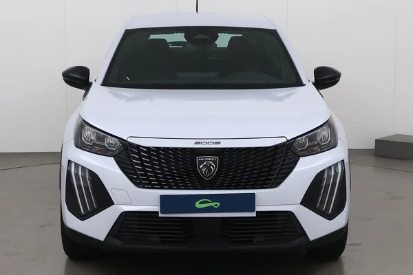 Peugeot 2008 (2025) — foto 9 van 16