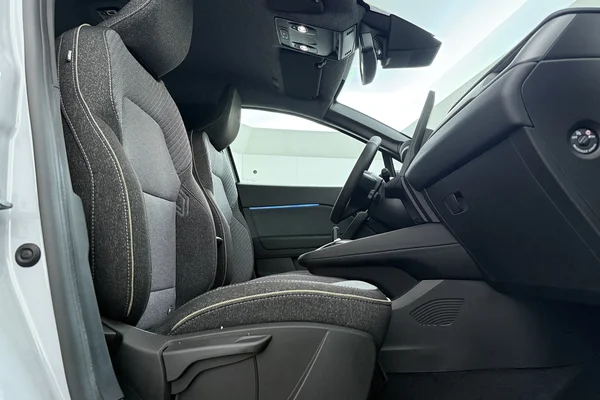 Renault Captur E-Tech (HEV) (2026) — foto 17 van 19