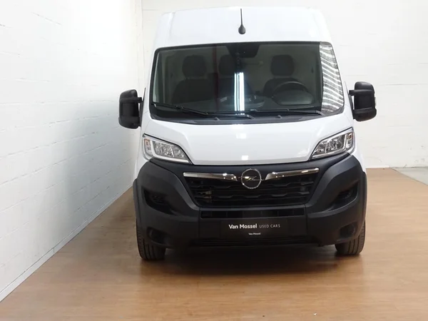 Opel Movano (2025) — foto 10 van 13