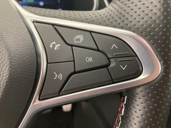 RENAULT Arkana (2022) — foto 10 van 33