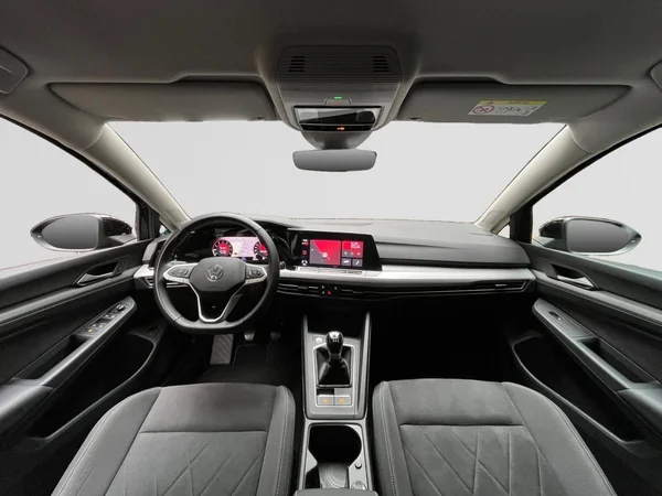 VOLKSWAGEN Golf VIII SW (2024) — foto 16 van 22