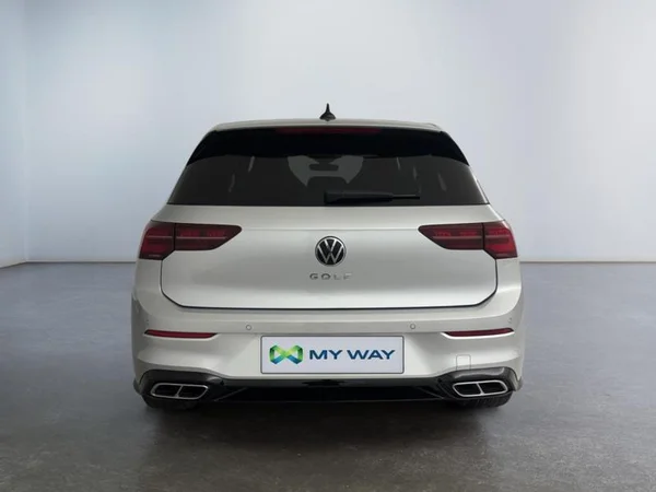 VOLKSWAGEN Golf VIII Dsl (2023) — foto 22 van 23
