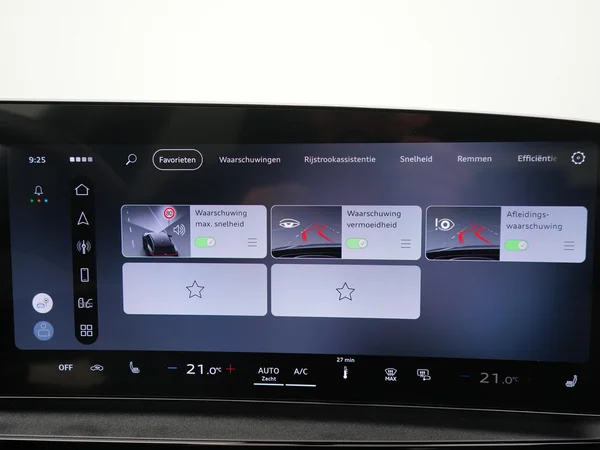 AUDI Q6 e-tron (2026) — foto 29 van 40