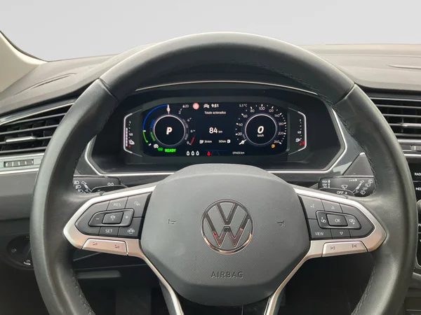 VOLKSWAGEN Tiguan eHybrid (PHEV) (2023) — foto 10 van 24