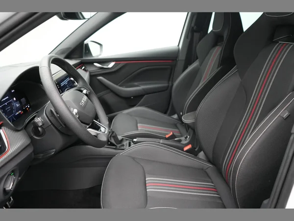 SKODA Scala (2025) — foto 2 van 20