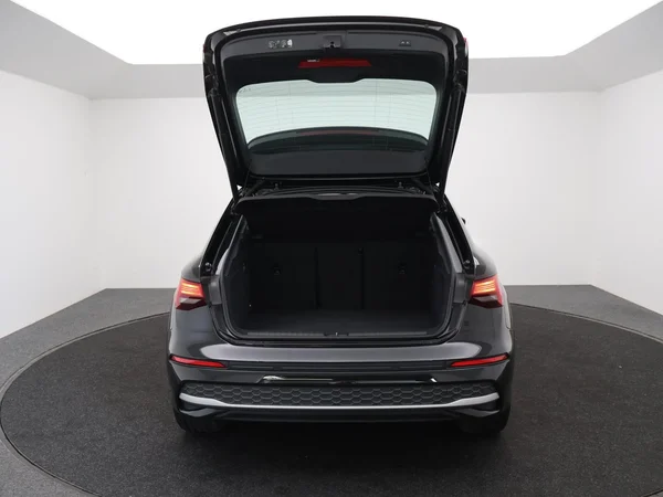 AUDI A3 Sportback (2025) — foto 2 van 30