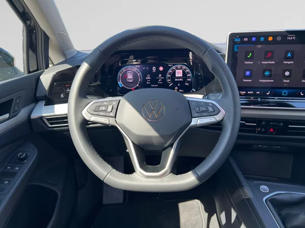 VOLKSWAGEN Golf VIII (2026) — foto 7 van 24