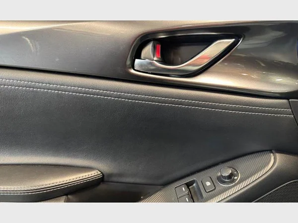 Mazda MX-5 (2023) — foto 16 van 25