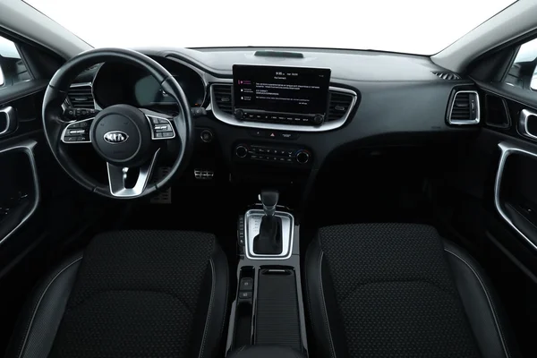 Kia cee'd (2020) — foto 3 van 16