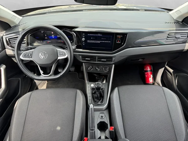 VOLKSWAGEN Taigo (2024) — foto 15 van 15