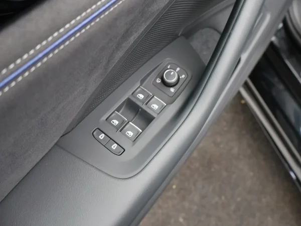 Volkswagen Passat (2024) — foto 13 van 32