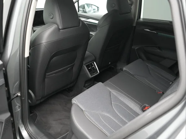 SKODA Elroq (2026) — foto 6 van 26