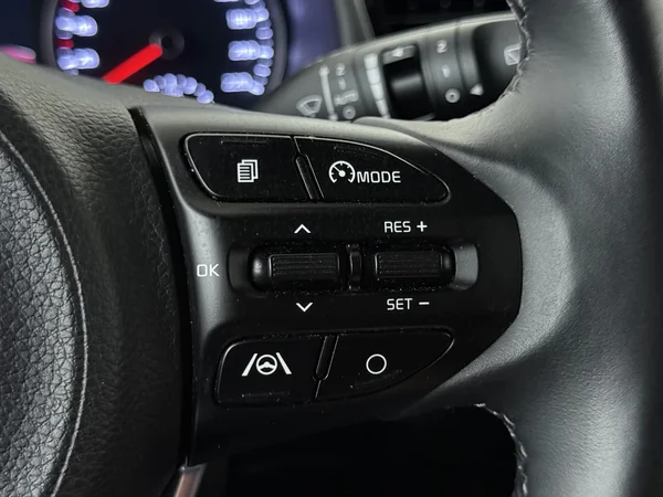 KIA Rio (2021) — foto 9 van 26