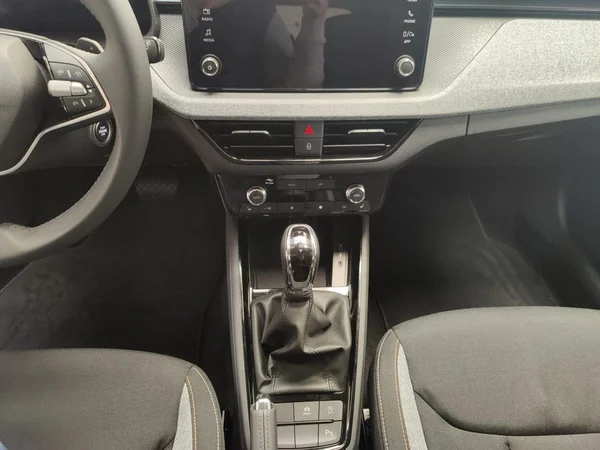 SKODA Kamiq (2026) — foto 2 van 21