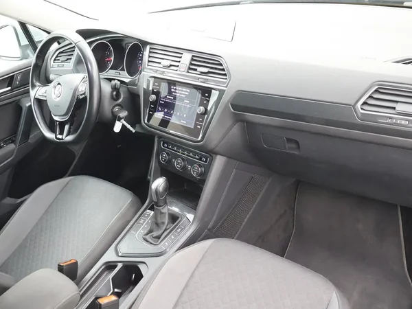 Volkswagen Tiguan (2020) — foto 4 van 27