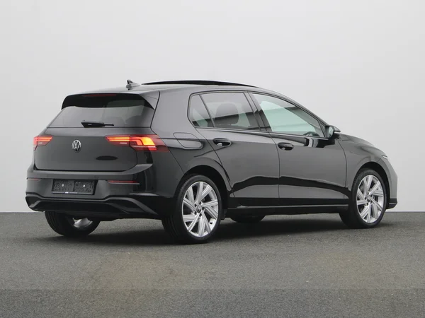 VOLKSWAGEN Golf VIII (2025) — foto 12 van 20