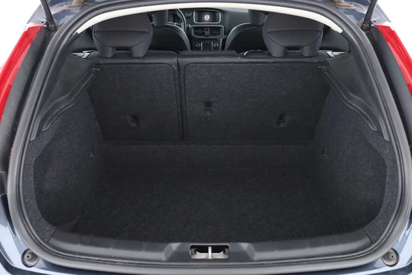 Volvo V40 (2019) — foto 8 van 16