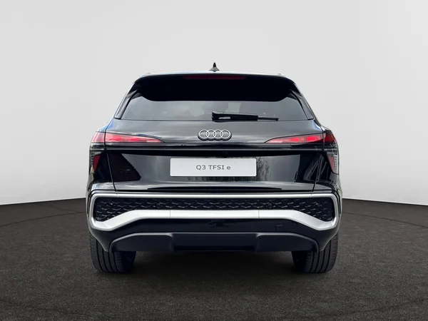 AUDI Q3 SUV e-hybrid (PHEV) (2025) — foto 9 van 16